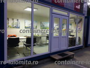 vand container maritim